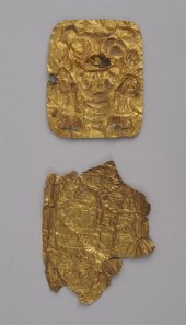 TWO CHINESE REPOUSSÃƒâ€° GOLD