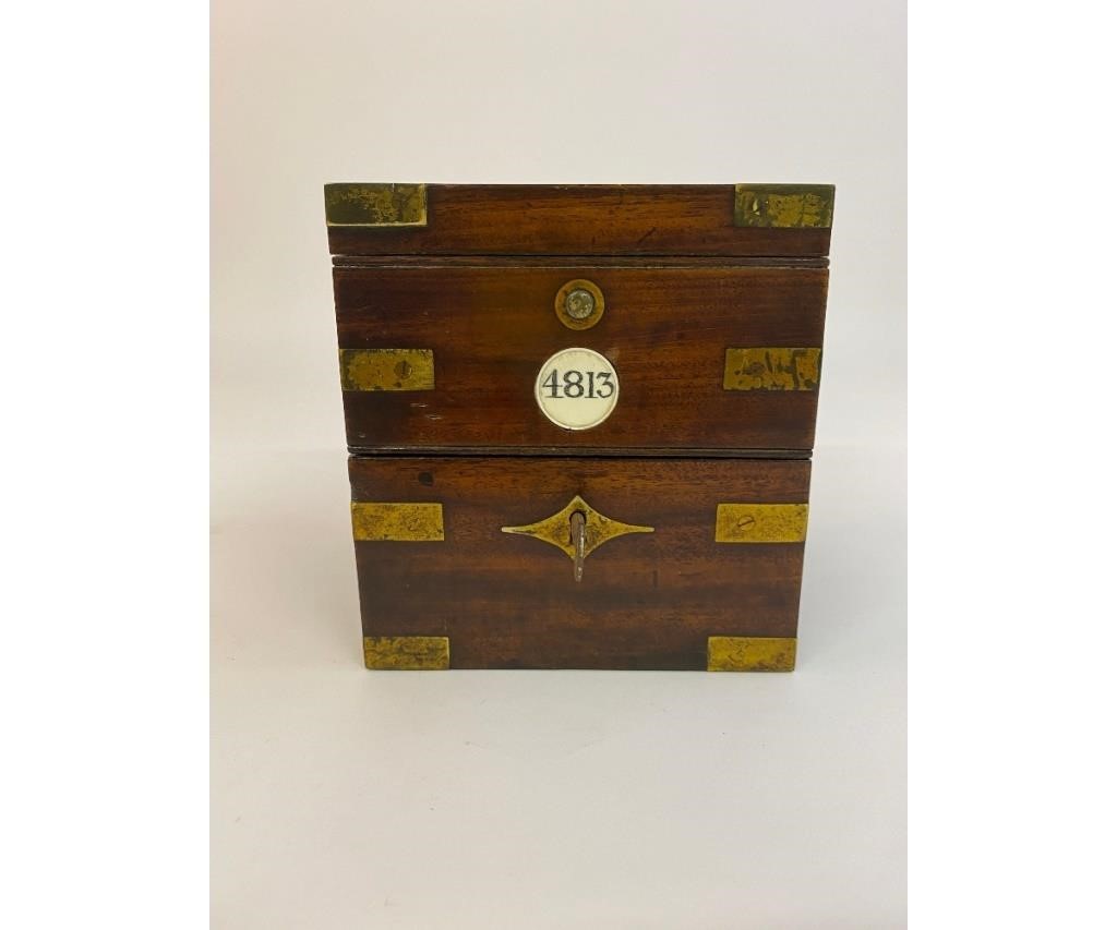 Two-day marine chronometer by