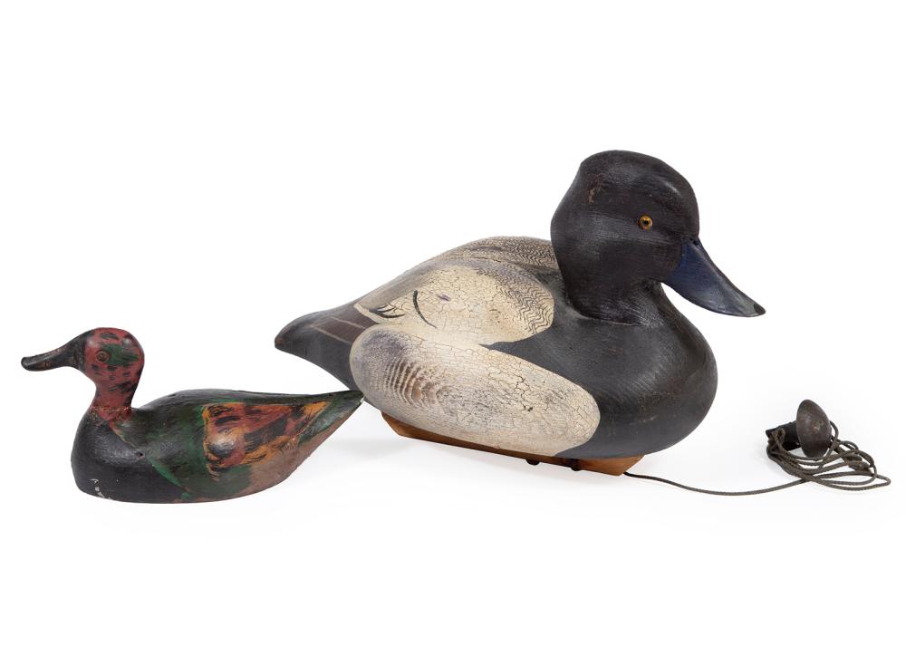 TWO DECORATIVE DUCK DECOYSTwo