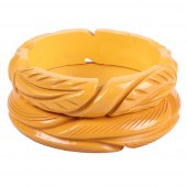 TWO DEEP CARVED CREAM / BUTTER