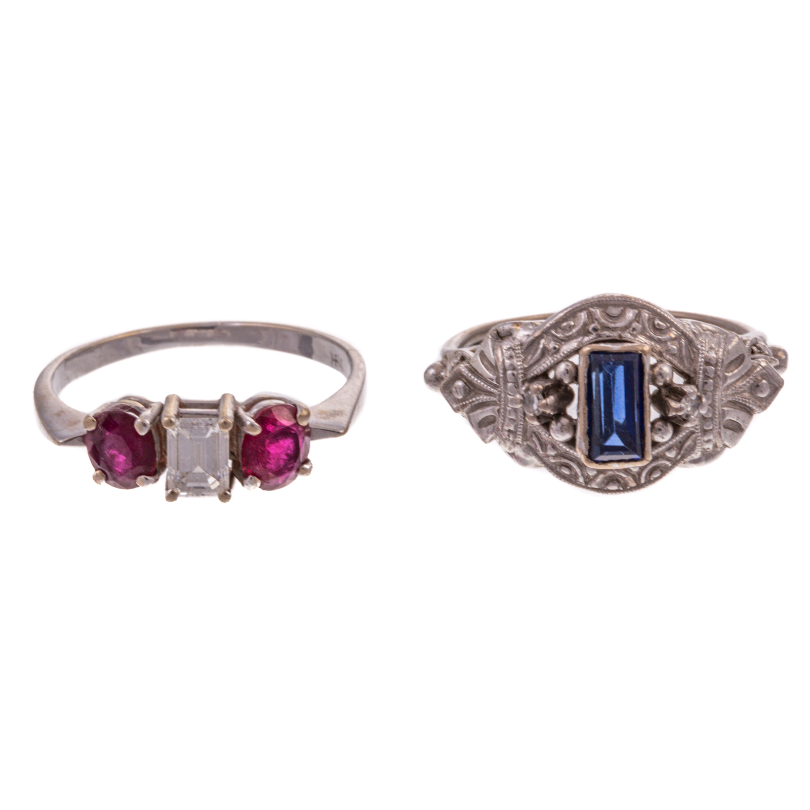 TWO DIAMOND & GEMSTONE RINGS IN 18K