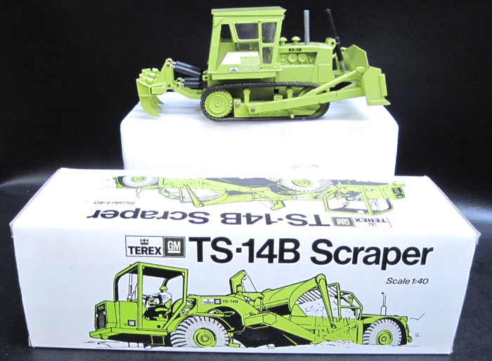 TWO DIECAST METAL 1:40 SCALE MODELS