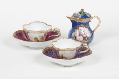 Two Dresden cabinet cups and