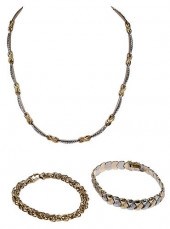 TWO FANCY LINK GOLD BRACELETS