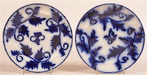TWO FLOW BLUE BRUSH STROKE LEAF