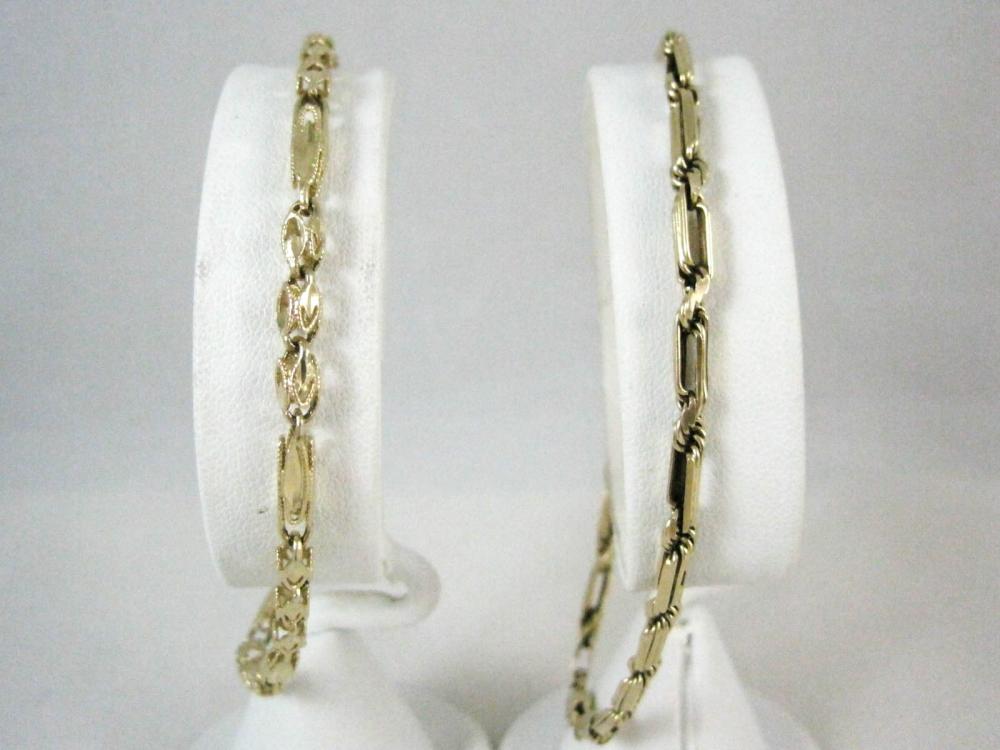 TWO FOURTEEN YELLOW GOLD CHAIN