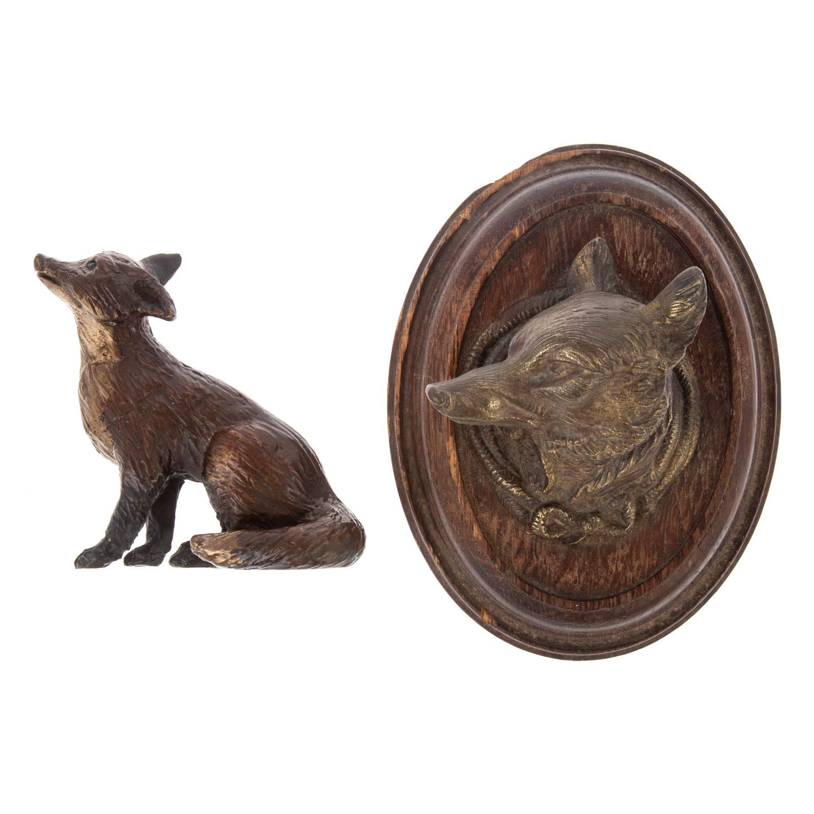 TWO FOX DECORATIVE ARTICLES