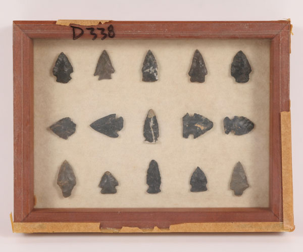 Two frames; D344 with 15 arrowheads