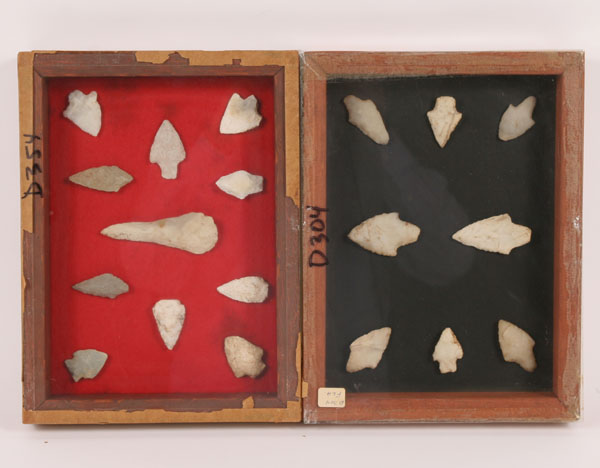 Two frames; D354 with 10 arrowheads