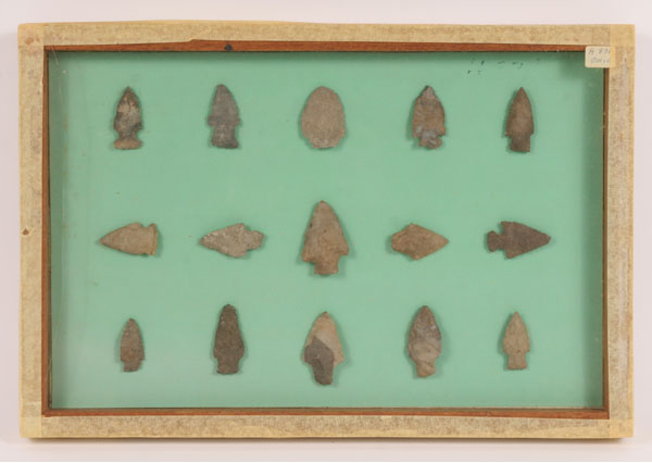 Two frames; E431 with 20 arrowheads
