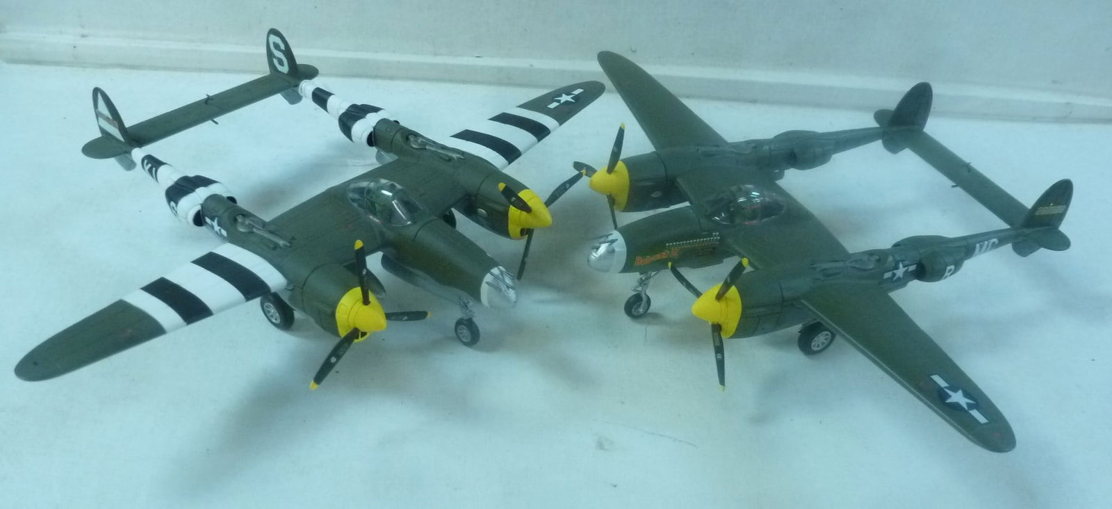 TWO FRANKLIN MINT DIE CAST MODELS
