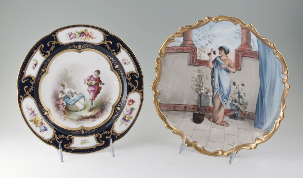 TWO FRENCH PORCELAIN CABINET PLATES