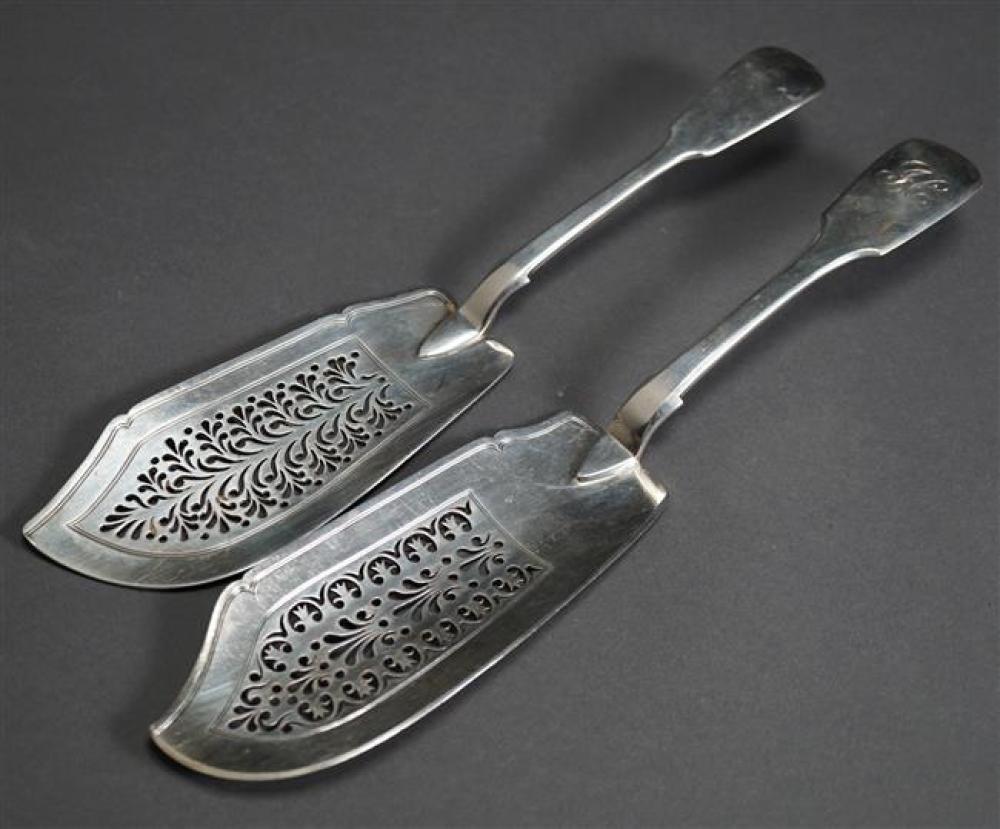 TWO GEORGE IV SILVER FIDDLE PATTERN