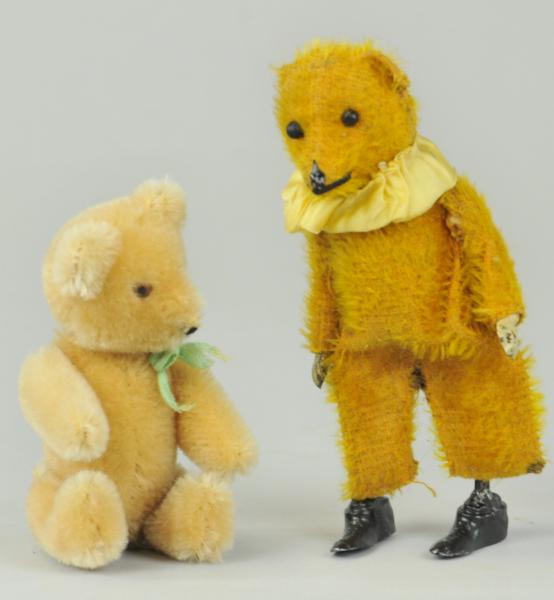 TWO GERMAN MECHANICAL TEDDY BEARS