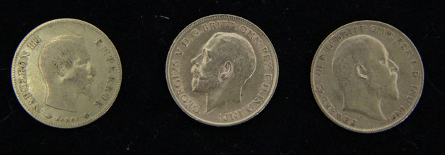 Two gold half sovereigns 1904