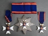 TWO GREAT BRITAIN ‘THE ROYAL V