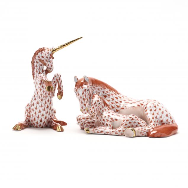 TWO HEREND PORCELAIN FIGURINES Rust