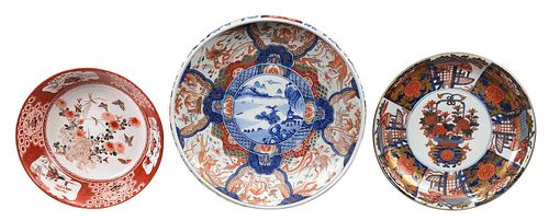 TWO IMARI LOW DISHES AND KUTANI