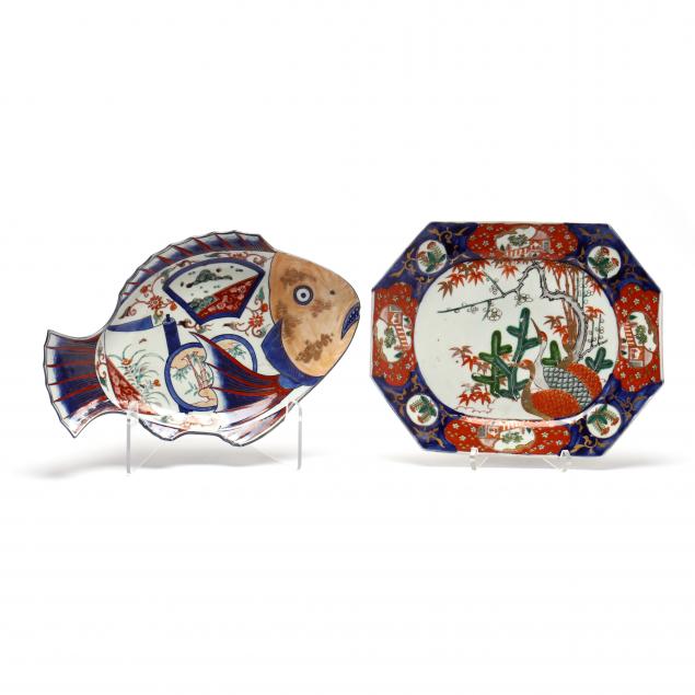 TWO JAPANESE IMARI SERVING PLATTERS