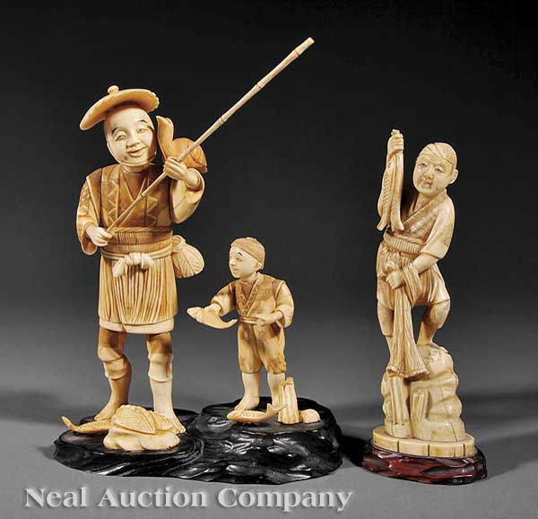 Two Japanese Ivory Figural