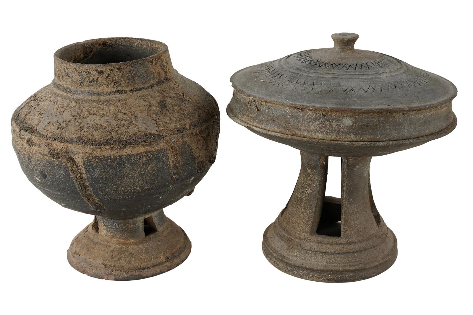 TWO KOREAN POTTERY VESSELSeach with