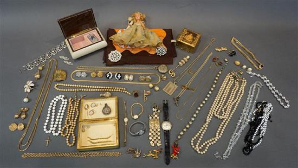 TWO LADY'S WRISTWATCHES, A CAMEO