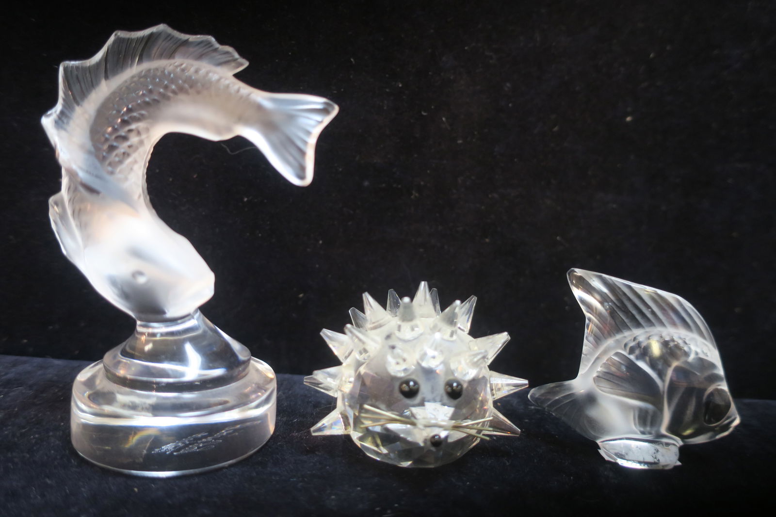 TWO LALIQUE CRYSTAL FISH AND