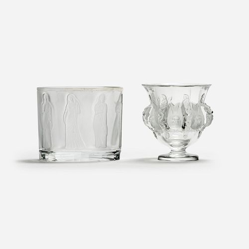 TWO LALIQUE FROSTED GLASS ARTICLESA