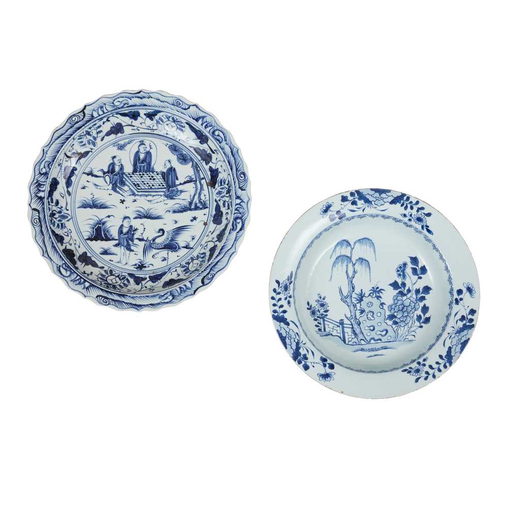 TWO LARGE BLUE AND WHITE WARES QING