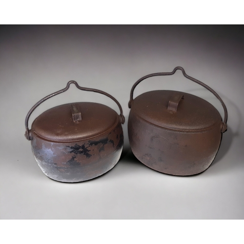 TWO LARGE JJ SIDDONS & KENRICK CAST