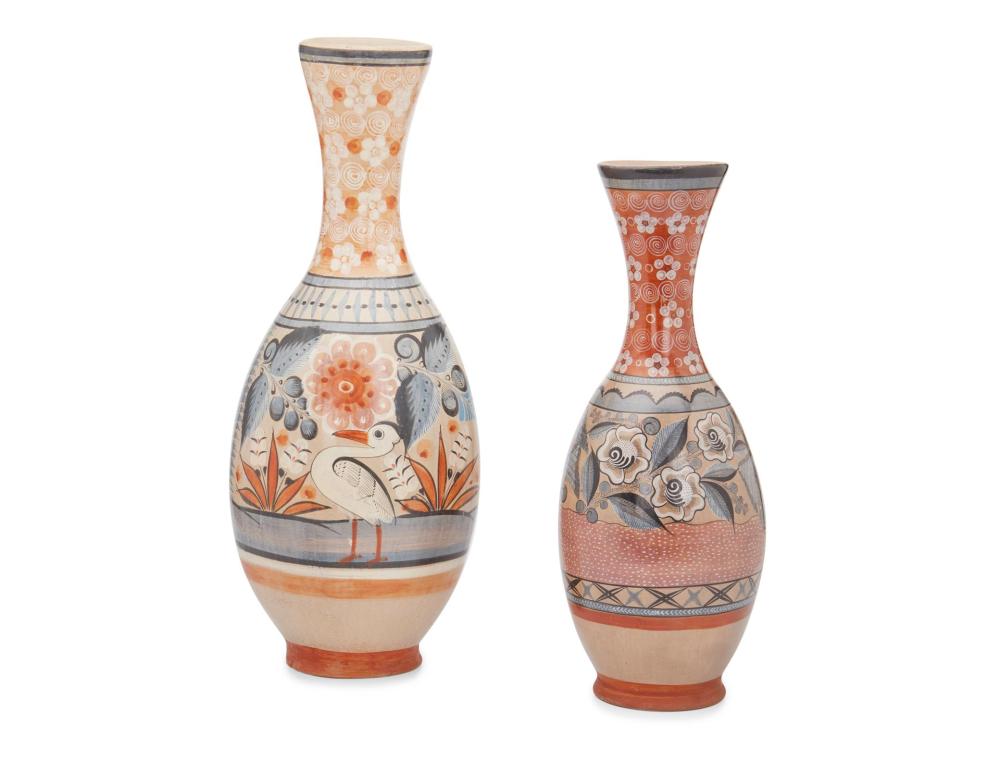 TWO LARGE TONALá BRUñIDO POTTERY