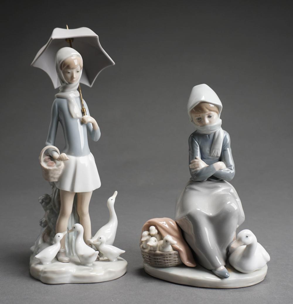 TWO LLADRO FIGURAL GROUPS INCLUDING