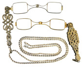 TWO LORGNETTE PENDANT FOLDING