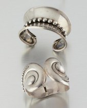 TWO LOS CASTILLO SILVER CUFF B
