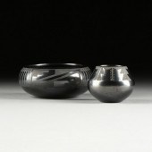TWO MARIA & SANTANA BLACK POTT