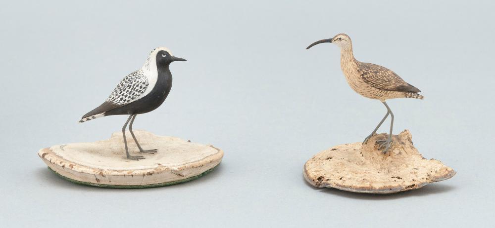 TWO MINIATURE SHOREBIRD CARVINGS