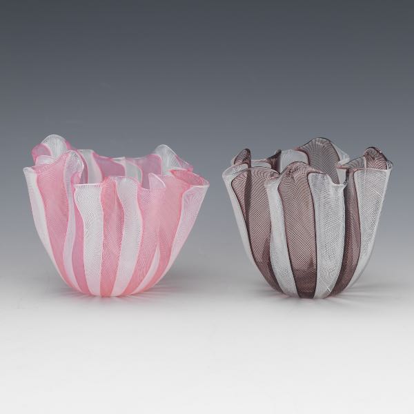 TWO MURANO VENINI ART GLASS RUFFLED