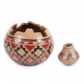 TWO NATIVE AMERICAN POTS: NAVA