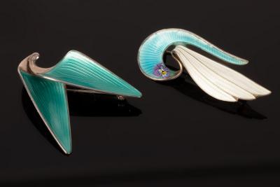 Two Norwegian enamel brooches,