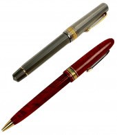 TWO OMAS PENS LENGTHS APPROX.
