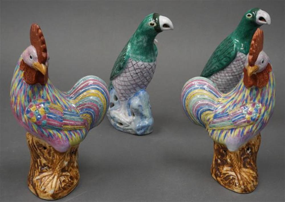 TWO PAIRS CHINESE EXPORT 'FAMILLE