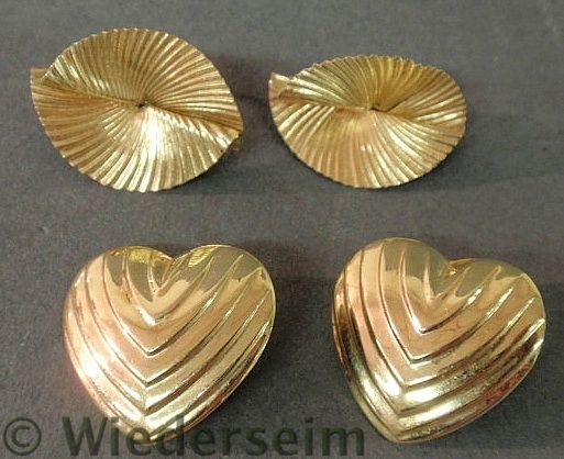 Two pairs of 14k y.g. post