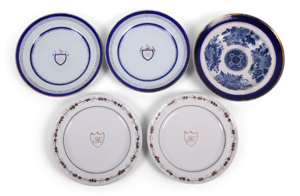 TWO PAIRS OF CHINESE EXPORT