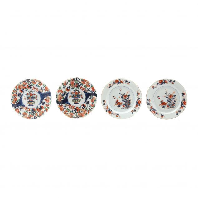 TWO PAIRS OF CHINESE IMARI