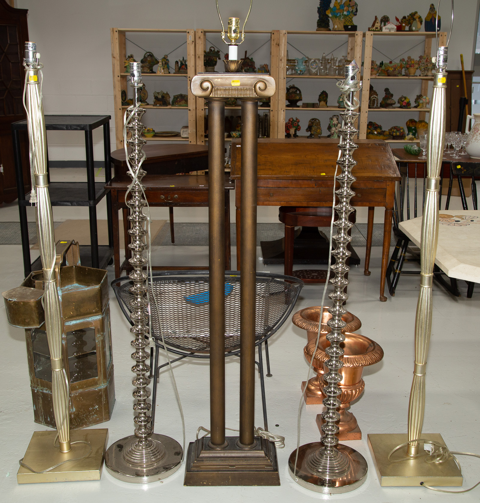TWO PAIRS OF FLOOR LAMPS & A COLUMN
