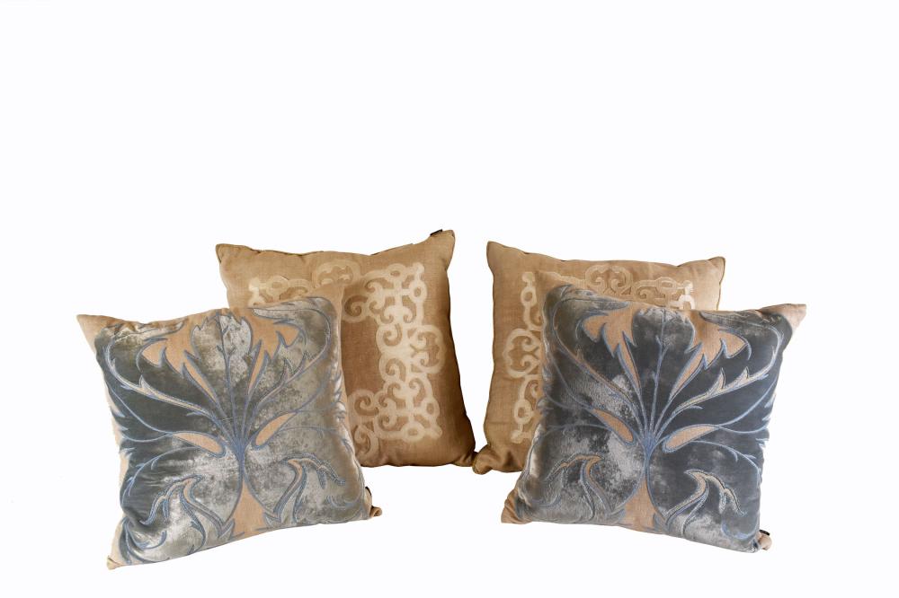 TWO PAIRS OF TRADITIONAL PILLOWSOne