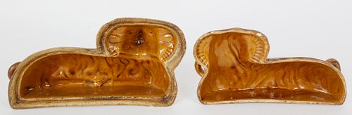 TWO PART CERAMIC LAMB FOOD MOLD,