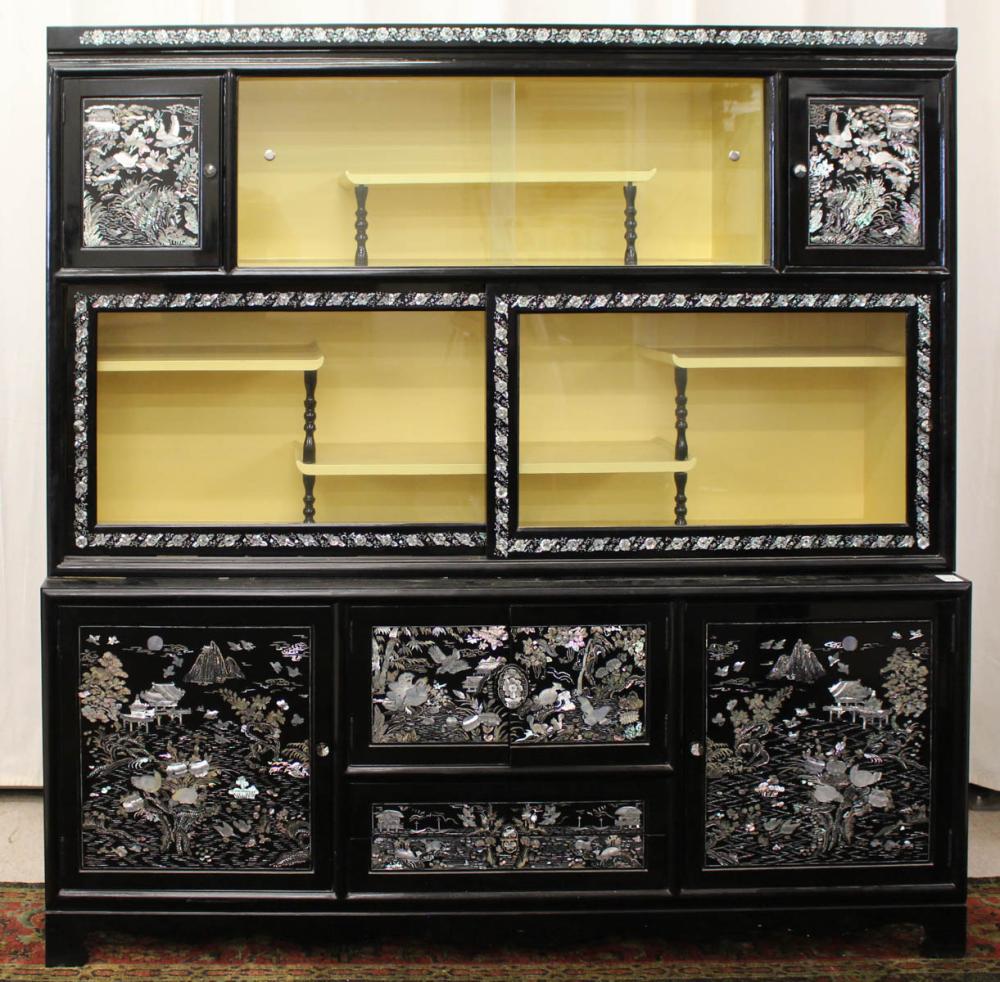 TWO-PART KOREAN EXPORT DISPLAY