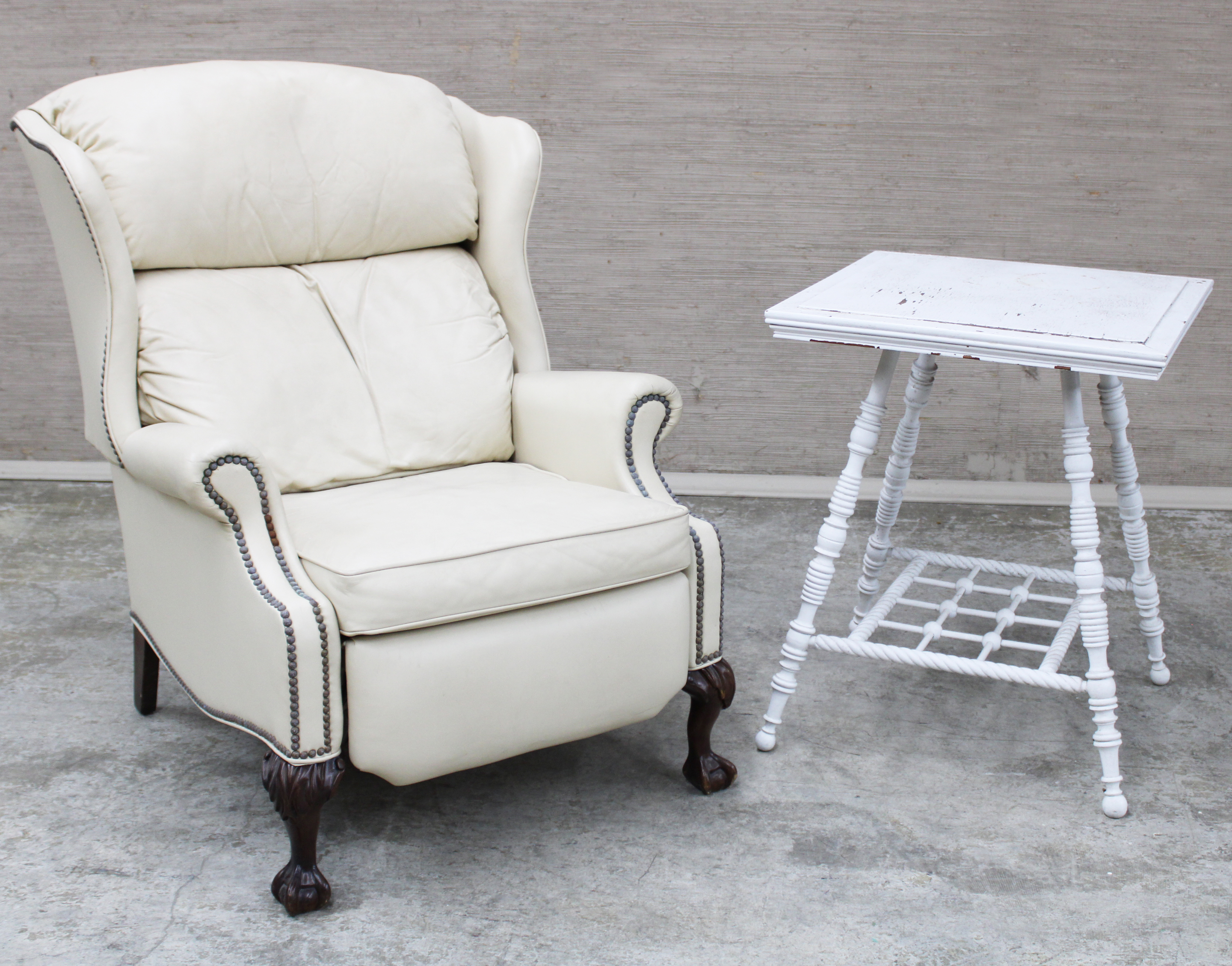 TWO PIECE LOT OF FURNITURE