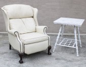 TWO PIECE LOT OF FURNITURE Chi